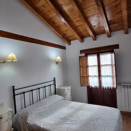 Casa Male Pimiango